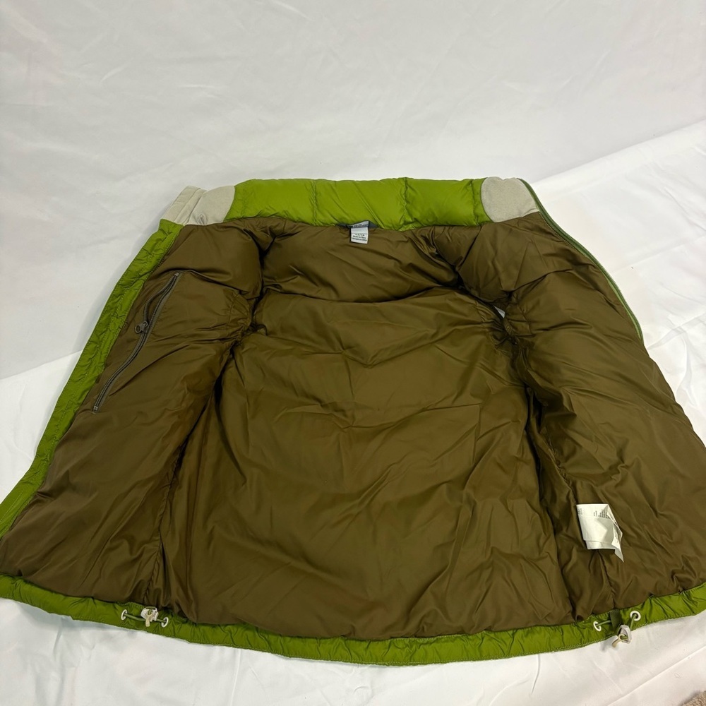 MEC Down Puffer Vest Women’s XS | Olive Green Lightweight Packable Outdoor - Picture 5 of 9